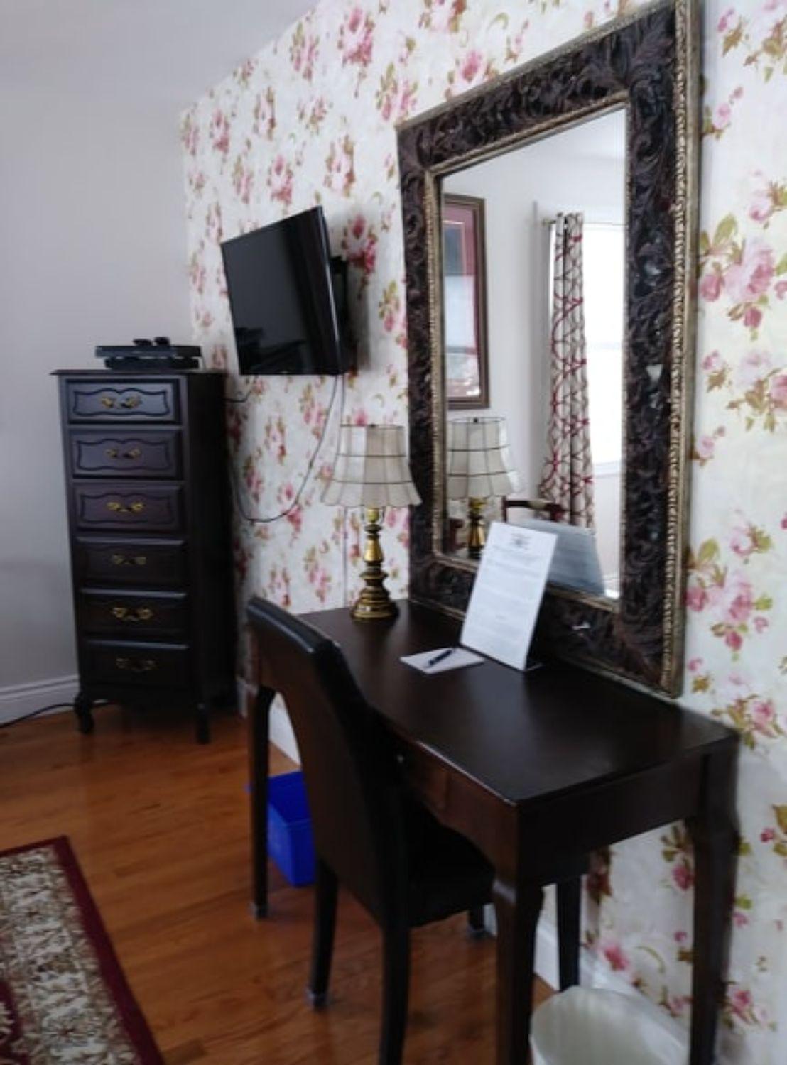 Twin Peaks B&B Mindemoya 객실 사진