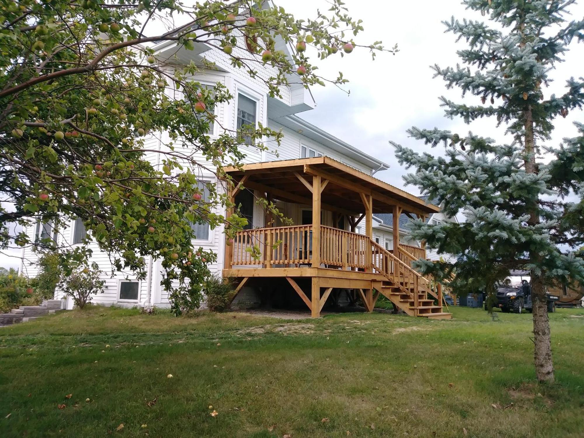 Twin Peaks B&B Mindemoya 외부 사진